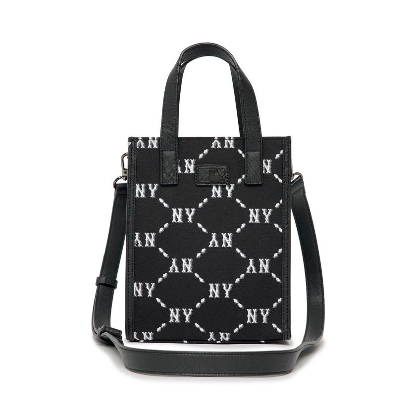  0526 - HÀNG CHÍNH HÃNG - TÚI MLB SMALL TOTE HANDPHONE DIA MONOGRAM JACQUARD NEW YORK YANKEES - CODE: 3ACRH102N-50BKS 