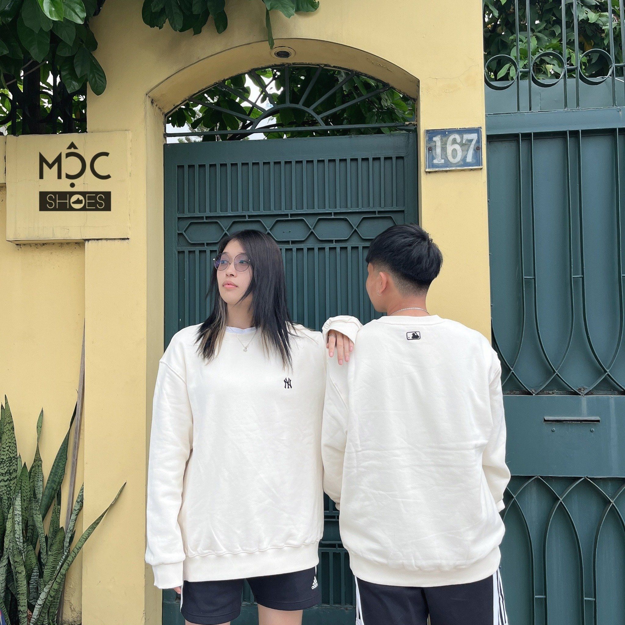  0554 - HÀNG CHÍNH HÃNG - ÁO SWEATER MLB NEW YORK YANKEES LOGO BASIC NY MÀU TRẮNG KEM - *CREAM* - CODE: 3AMTB0616 - 50CRS 