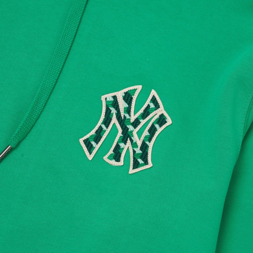  0509 - HÀNG CHÍNH HÃNG - ÁO HOODIE TAY DÀI CÓ MŨ MLB HOẠ TIẾT NY ZICZAC MÀU *GREEN/XANH LÁ* 2022 