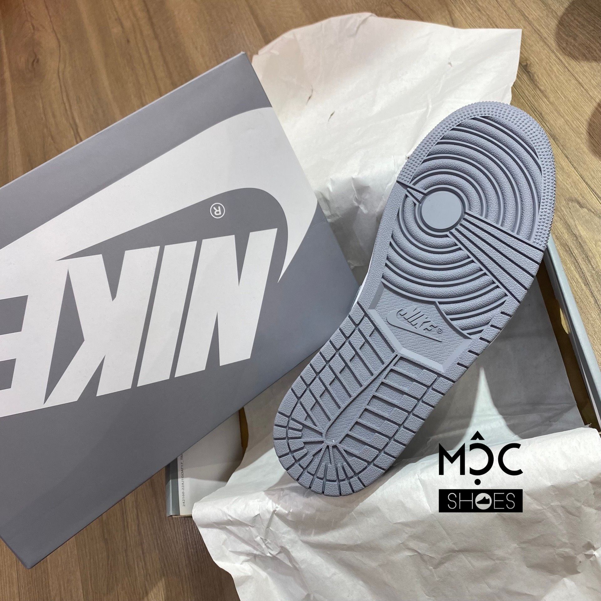 0561 - HÀNG CHÍNH HÃNG - GIÀY NIKE AIR JORDAN 1 RETRO HIGH OG STEALTH – MỘC SHOES 0561 - Hàng Chính Hãng - Giày Nike Air Jordan 1 Retro High Og Stealth – Mộc Shoes