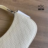  0576 - HÀNG CHÍNH HÃNG - TÚI KẸP NÁCH HOBO NEW YORK YANKEES HỌA TIẾT MONOGRAM IN NỔI CỔ ĐIỂN MÀU KEM - *CREAM* - CODE: 3ABQS022N-50CRS 