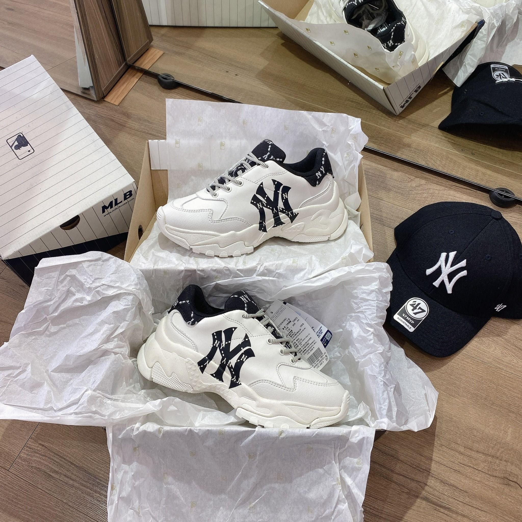 Giày Sneaker MLB New York Yankees Big Ball Chunky Embo #11 Giày Sneaker MLB New York Yankees Big Ball Chunky Embo