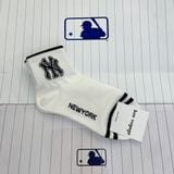  0803 - HÀNG CHÍNH HÃNG - VỚ TẤT KOREA X MLB CỔ LỬNG LOGO NEW YORK ĐEN 2022 - *WHITE* 