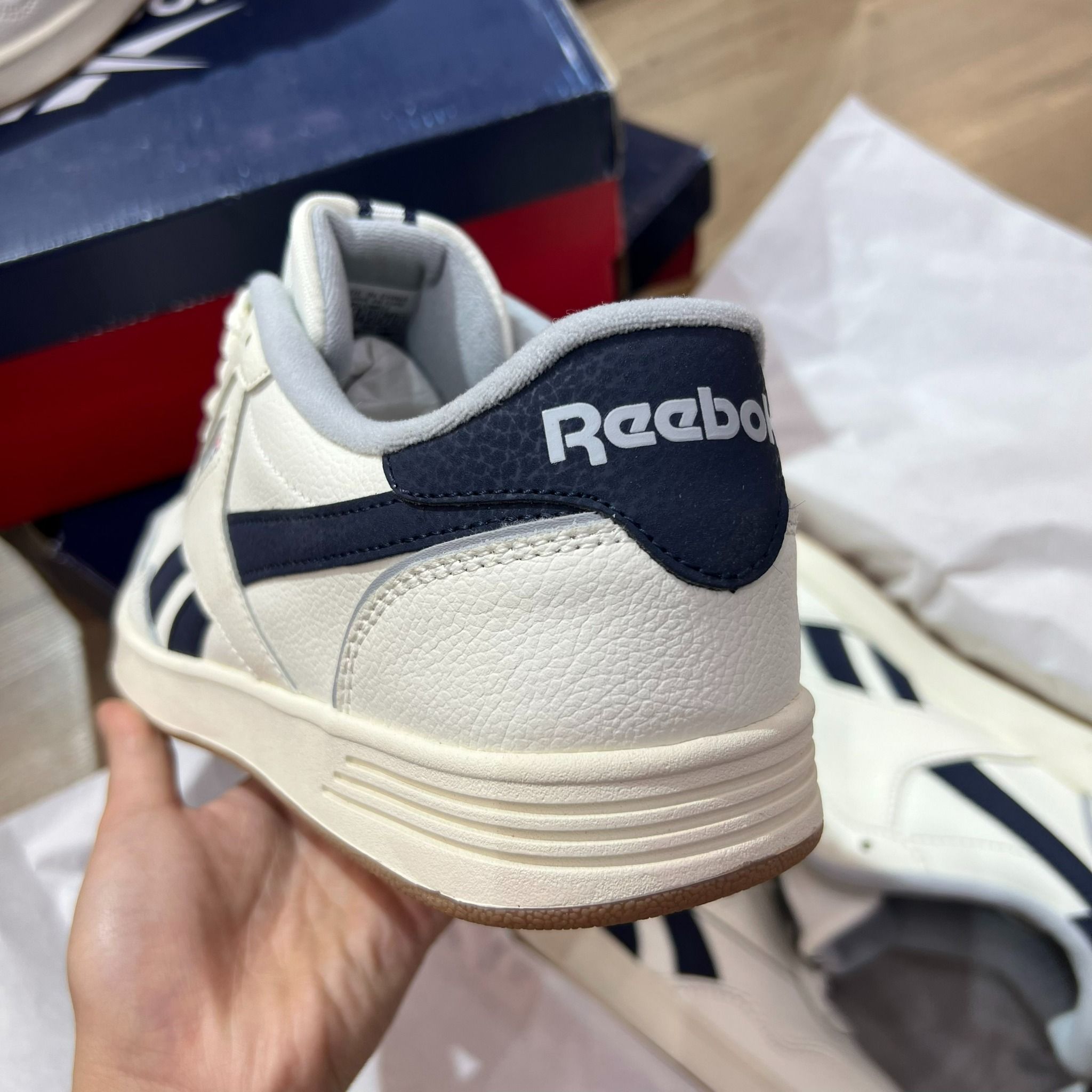  0828 - HÀNG CHÍNH HÃNG - GIÀY REEBOK CLUB MEMT 'CHALK VECTOR NAVY' - *CREAM/NAVY* - CODE: GW0102 - (5080) 