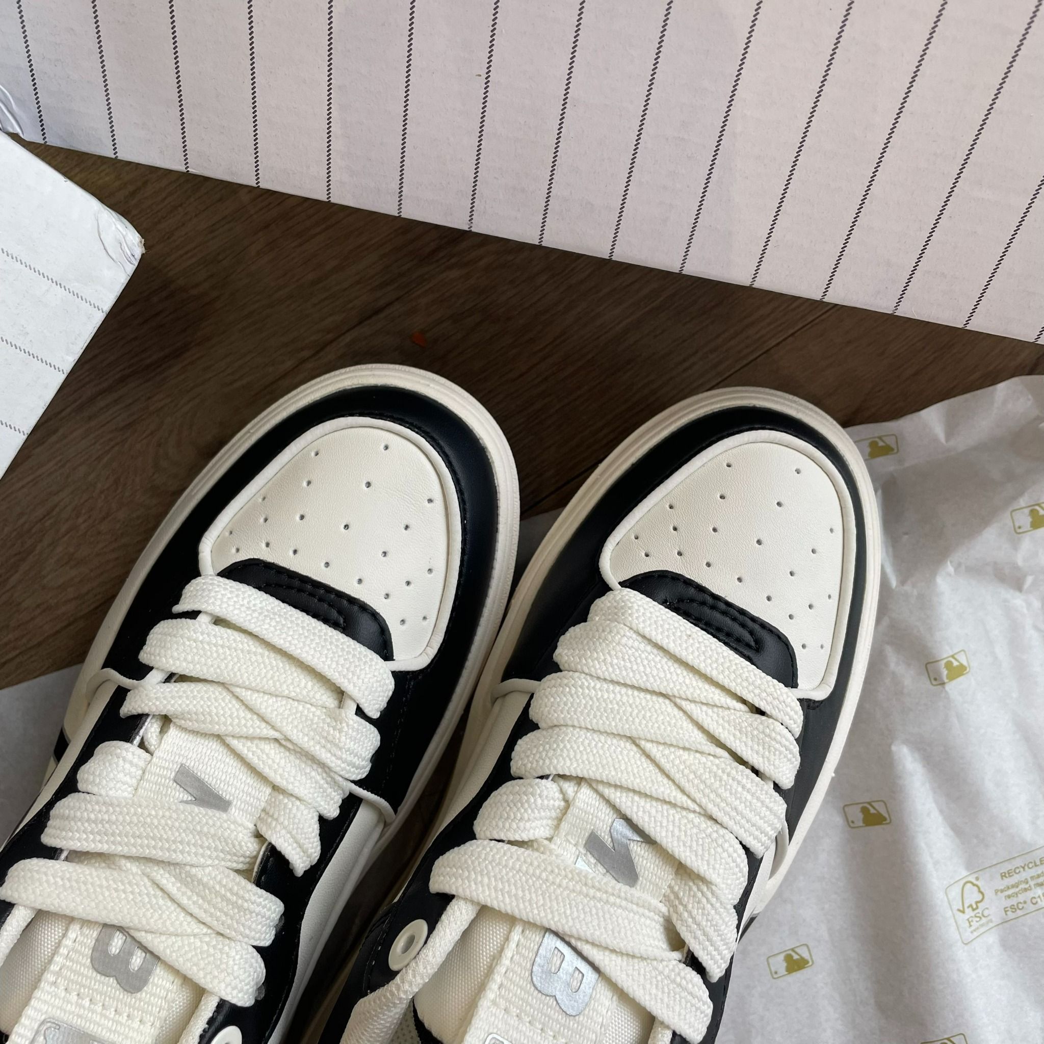  0824 - HÀNG CHÍNH HÃNG - GIÀY MLB CHUNKY LINER MÀU ĐEN VINTAGE 2023 *BLACK* - CODE: 3ASXCLB3N-50BKS 