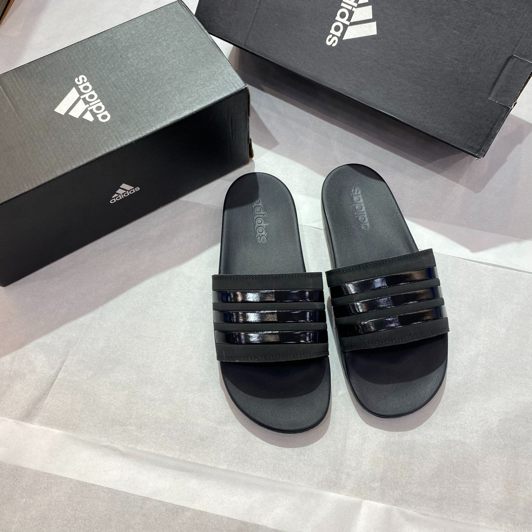  0844 - HÀNG CHÍNH HÃNG - DÉP QUAI NGANG ADIDAS CLOUDFOAM COMFORT MÀU ĐEN SỌC ĐEN BÓNG - CODE: GZ5896 