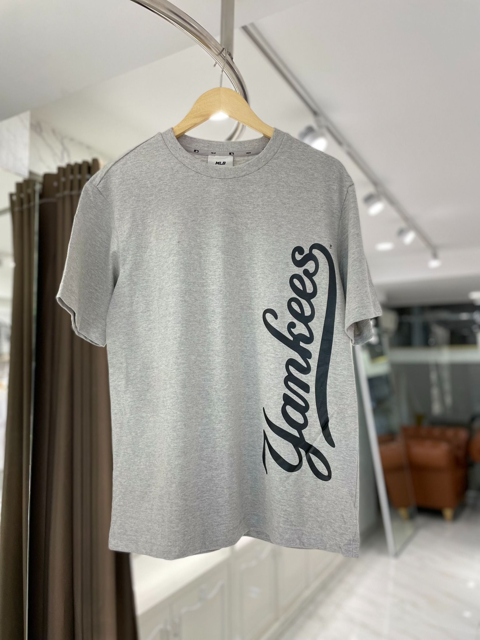  0874 - HÀNG CHÍNH HÃNG - ÁO THUN MLB - YANKEES *XÁM* 