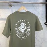  0882 - HÀNG CHÍNH HÃNG - ÁO THUN NEW ERA  -MINNESOTA - Con Gấu  * RÊU *  CODE: 