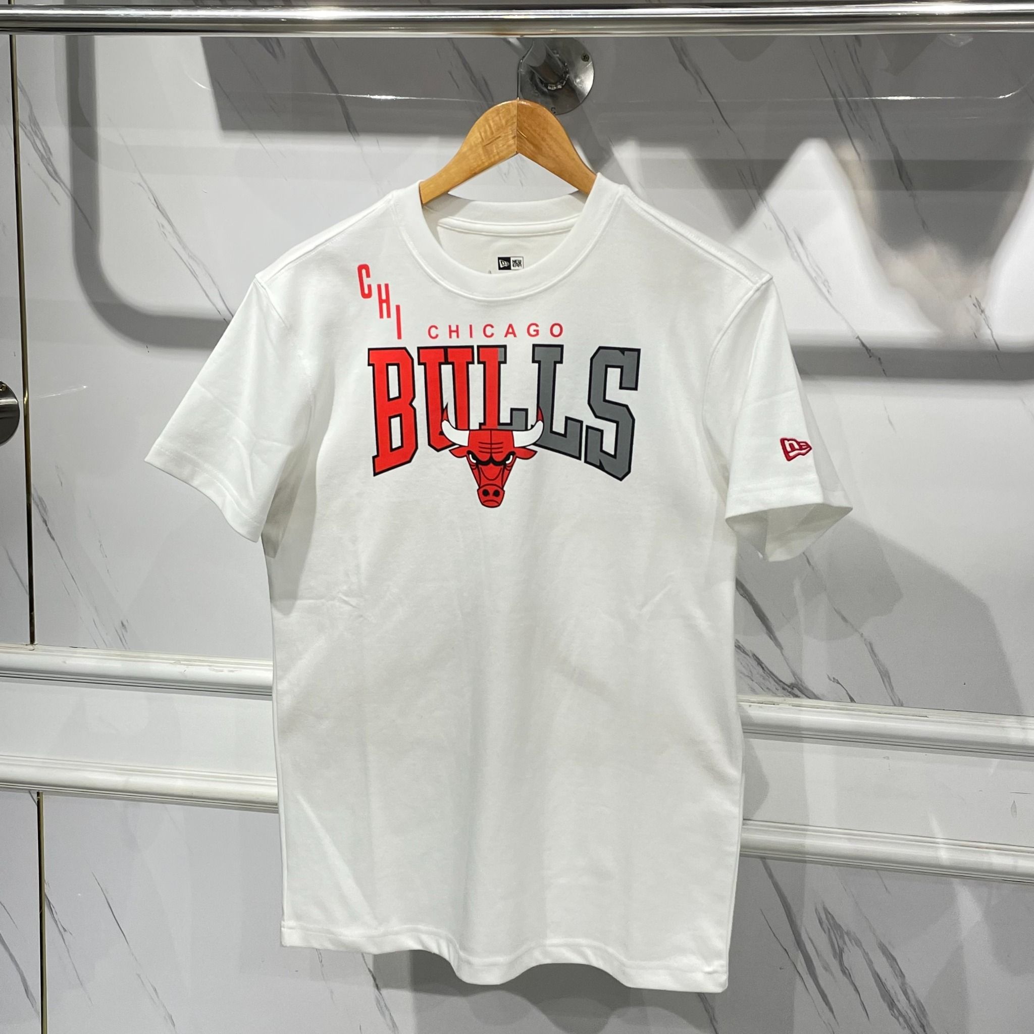  0994 - HÀNG CHÍNH HÃNG - ÁO THUN NEW ERA - CHICAGO BULL [TRẮNG] - CODE: 13334724 
