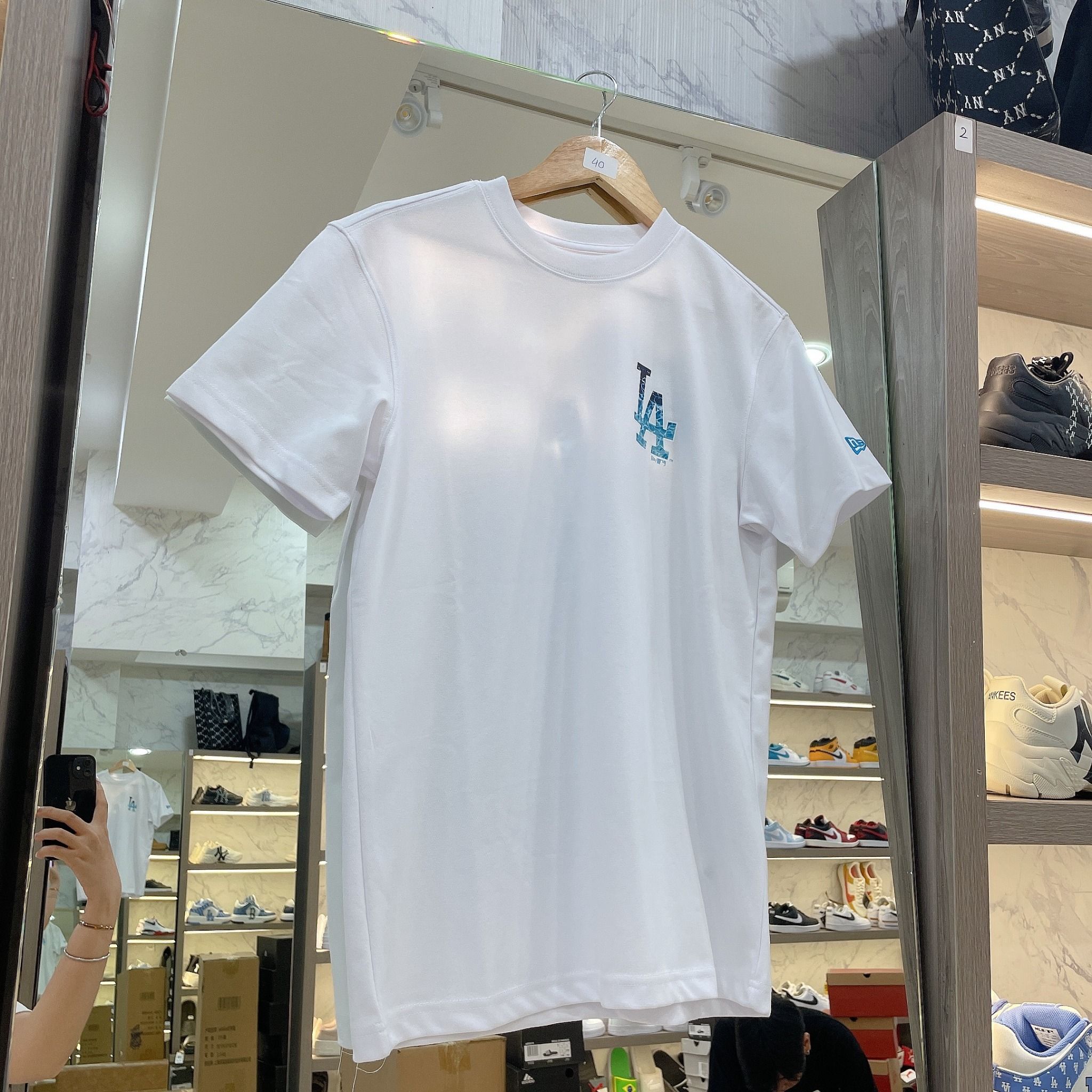  1187 -  HÀNG CHÍNH HÃNG - ÁO THUN NEW ERA - GALAXY LA - TRẮNG - CODE : 13282171 