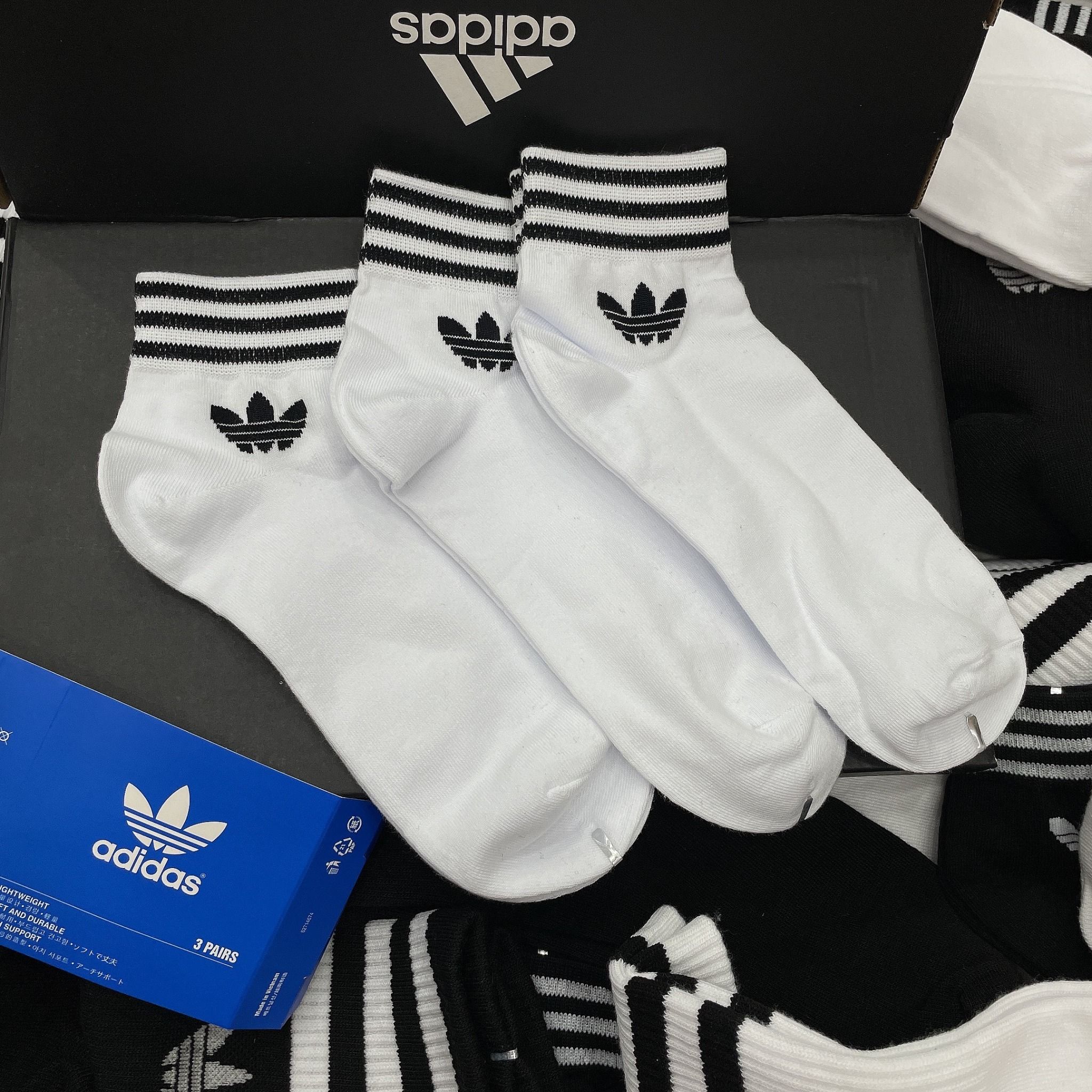  1210 - HÀNG CHÍNH HÃNG - VỚ ADIDAS ORIGINALS X ANDRÉ SARAIVA *Cổ lửng* [TRẮNG LOGO CỎ 3 LÁ] 