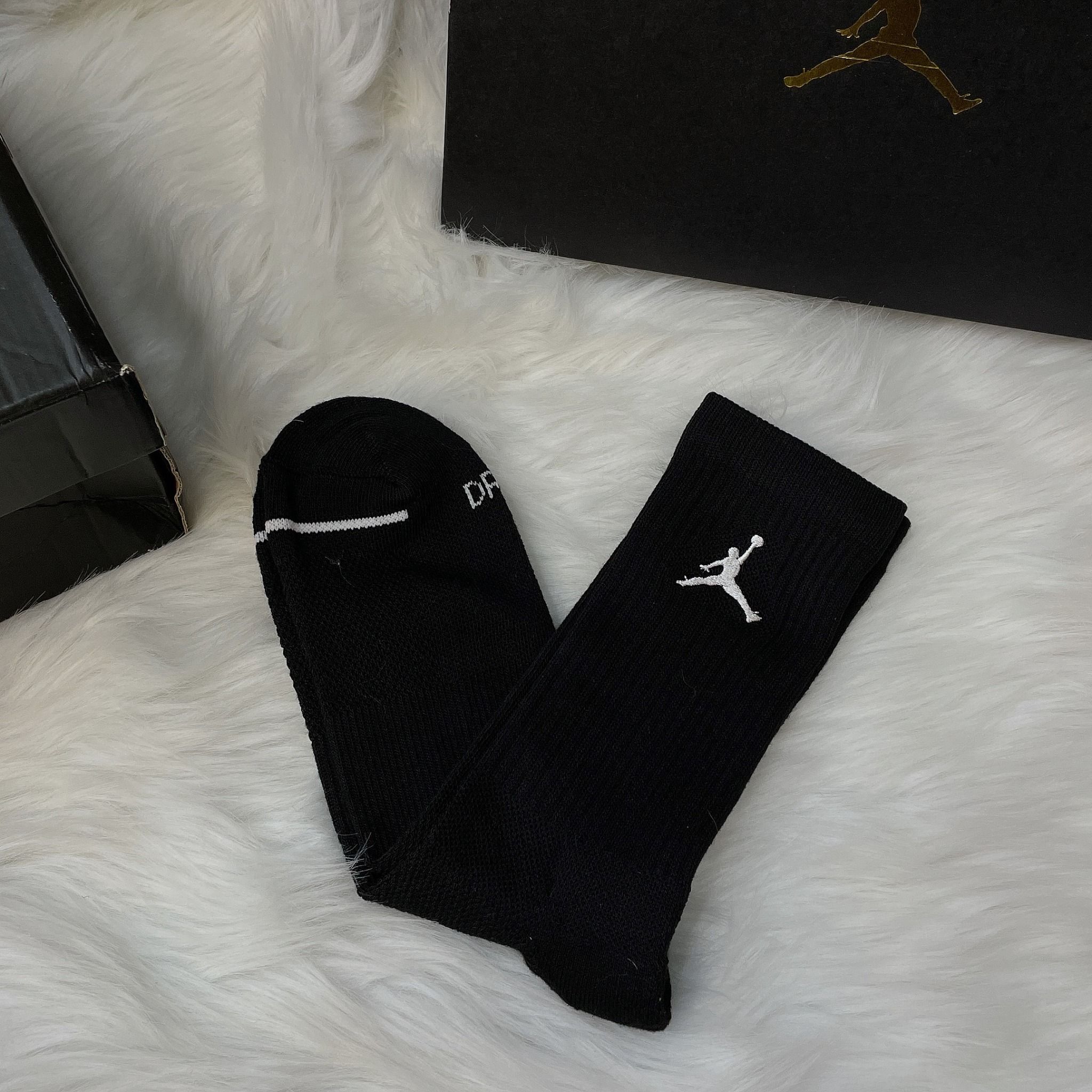  1225 - HÀNG CHÍNH HÃNG - VỚ NIKE JORDAN EVERYDAY MAX UNISEX CREW *Cổ Cao*  [TRẮNG] 