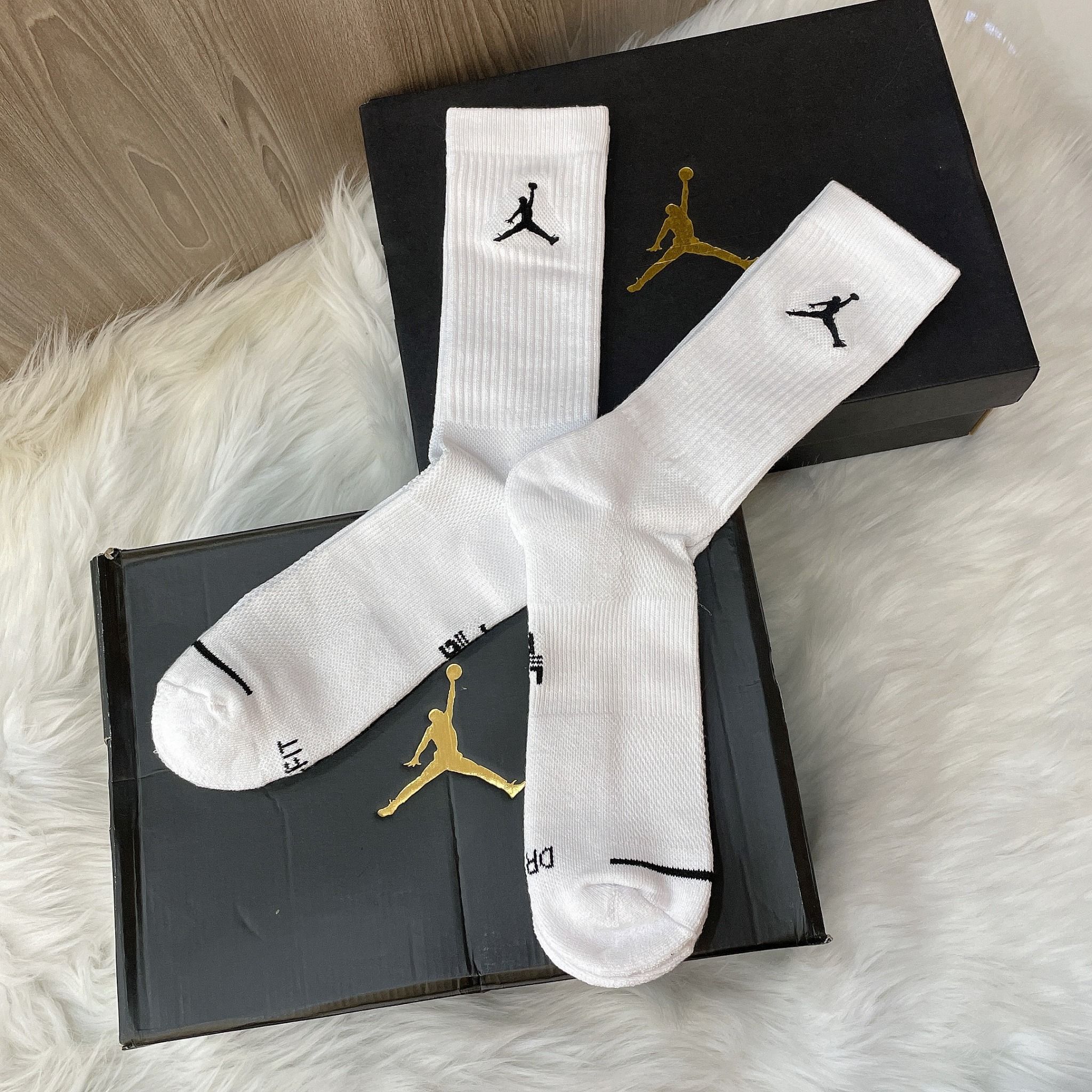  1225 - HÀNG CHÍNH HÃNG - VỚ NIKE JORDAN EVERYDAY MAX UNISEX CREW *Cổ Cao*  [TRẮNG] 