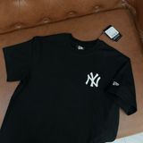  1229 - HÀNG CHÍNH HÃNG - ÁO THUN NEW ERA - NY YANKEES THÊU - ĐEN - CODE : 13334740 