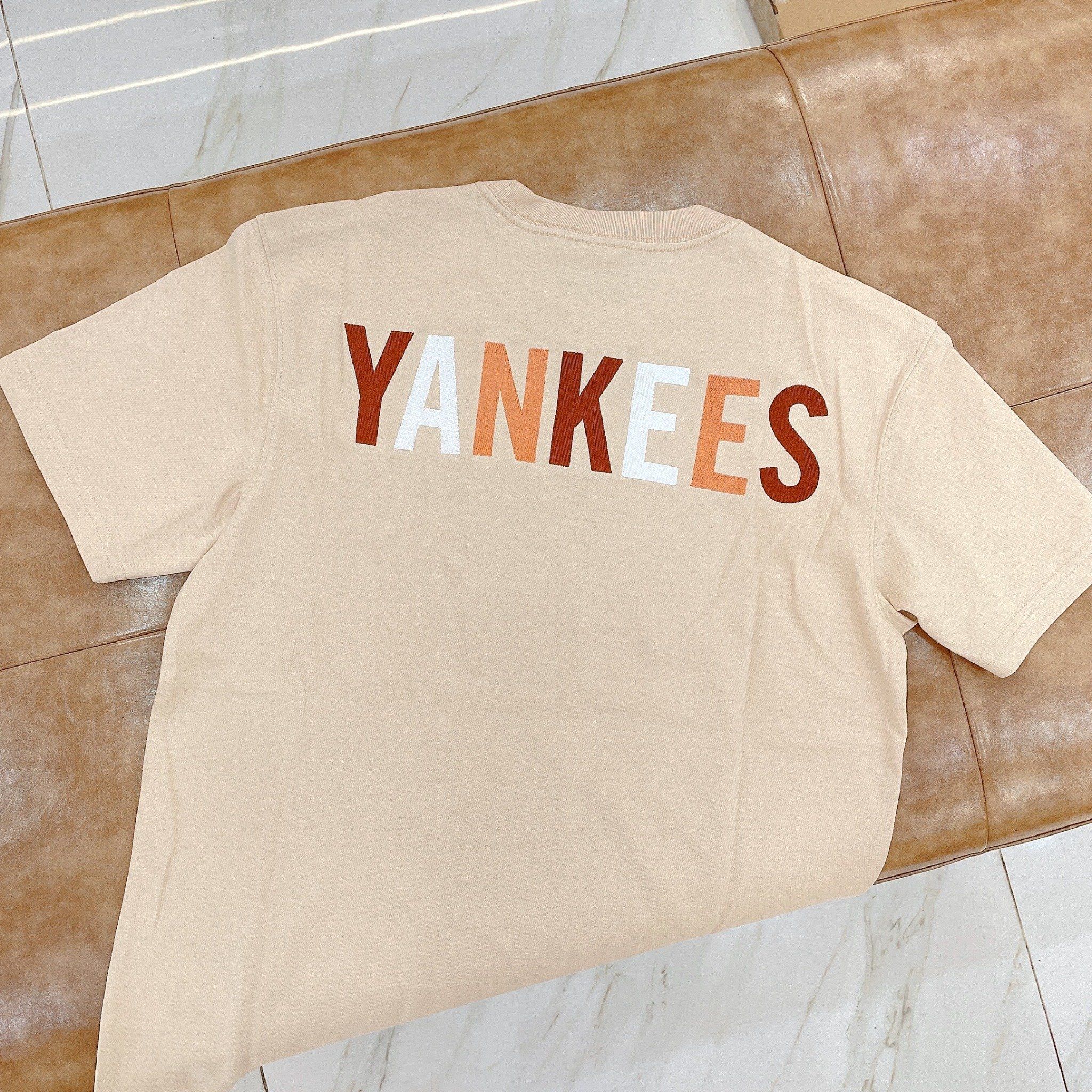  1264 - HÀNG CHÍNH HÃNG - ÁO THUN NEW ERA - NY YANKEES BẢY MÀU -  BE - CODE : 13527266 