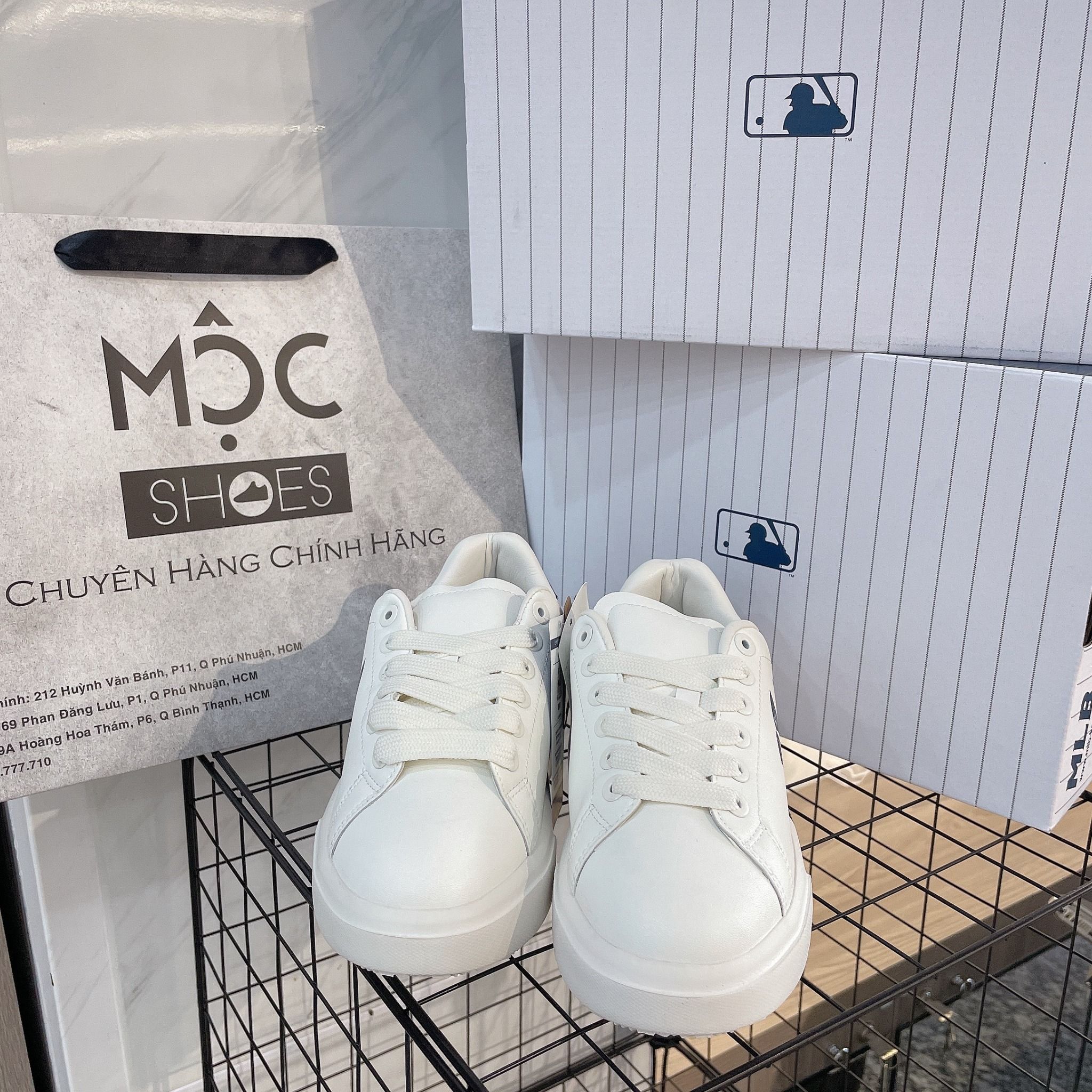  1305 - HÀNG CHÍNH HÃNG - GIÀY MLB CHUNKY CLASSIC DIA MONO HEEL NEW YORK YANKEES - TRẮNG - CODE: 3ASXAM82N-50BKS 