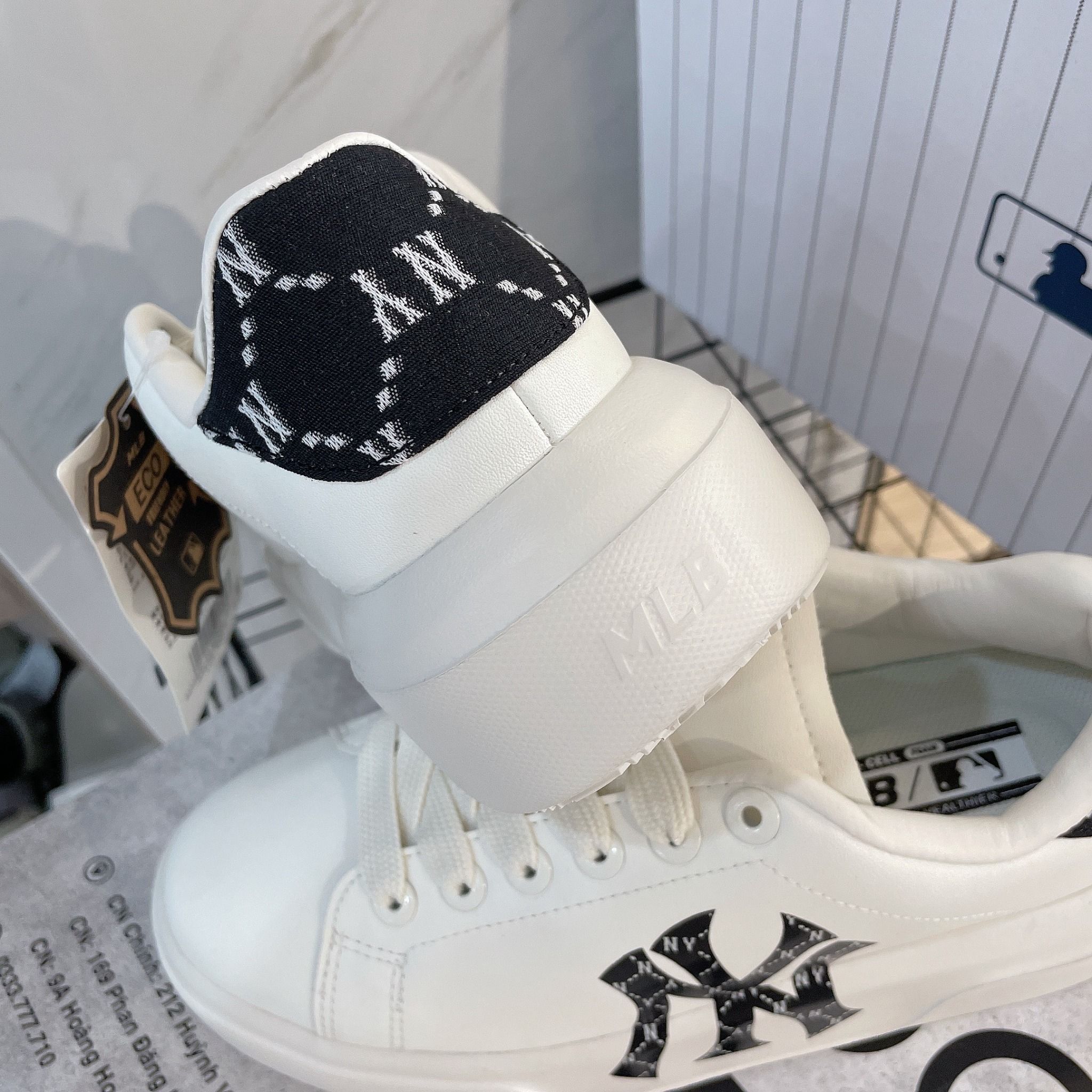  1305 - HÀNG CHÍNH HÃNG - GIÀY MLB CHUNKY CLASSIC DIA MONO HEEL NEW YORK YANKEES - TRẮNG - CODE: 3ASXAM82N-50BKS 
