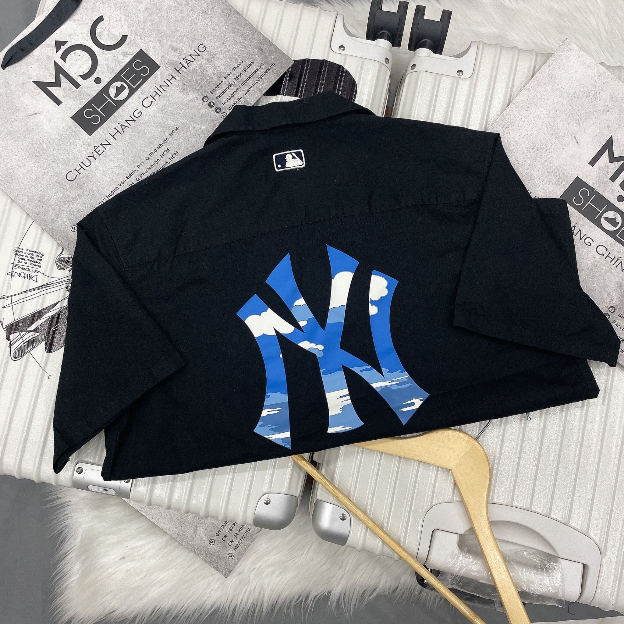  1396 - HÀNG CHÍNH HÃNG - ÁO SƠ MI MLB - TAY NGẮN - * ĐÁM MÂY * - ĐEN 