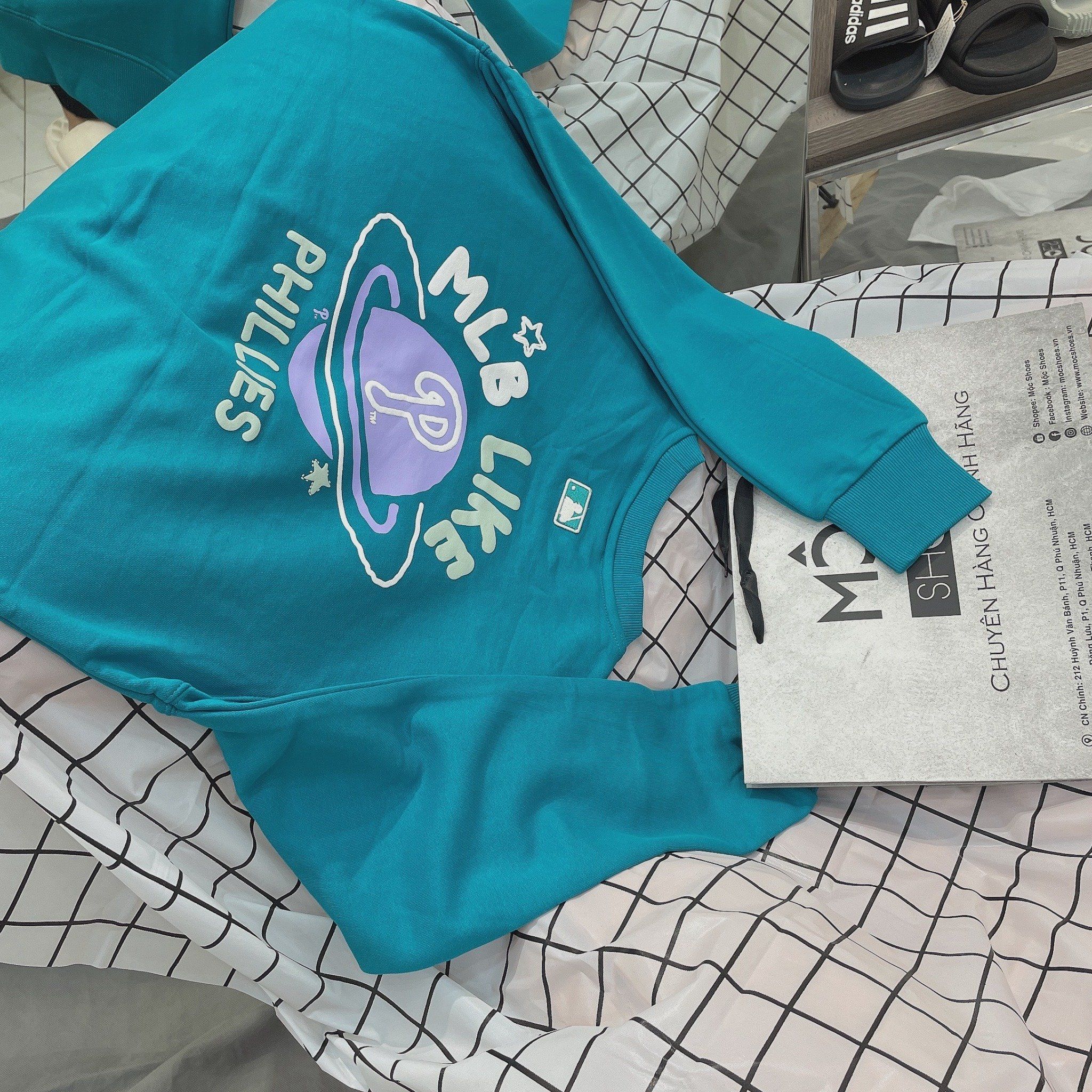  1407 - HÀNG CHÍNH HÃNG - ÁO SWEATER MLB LIKE PLANET OVERFIT SWEATSHIRT BOSTON RED SOX [ MINT ] - CODE: 3AMTL0114-10MTS 