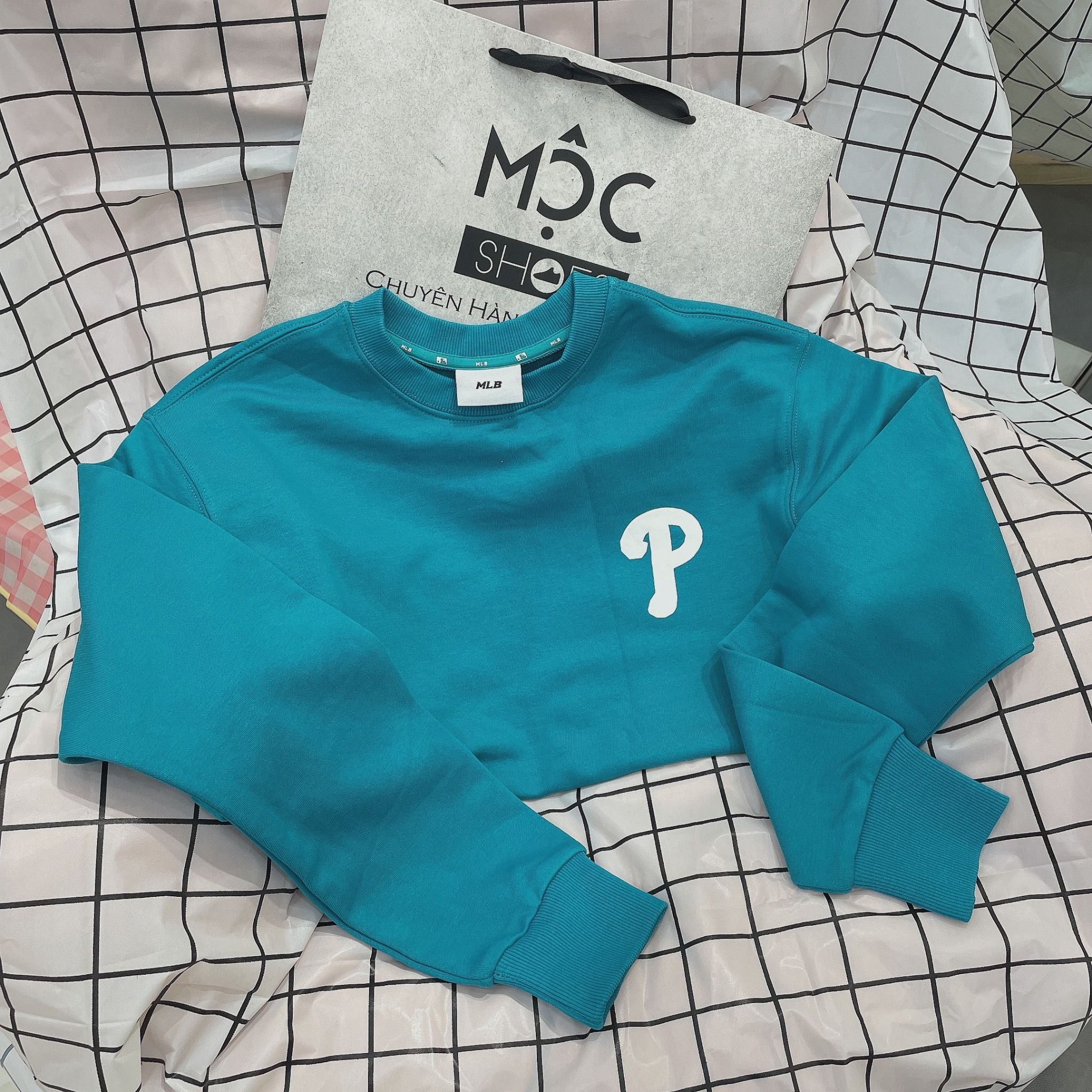  1407 - HÀNG CHÍNH HÃNG - ÁO SWEATER MLB LIKE PLANET OVERFIT SWEATSHIRT BOSTON RED SOX [ MINT ] - CODE: 3AMTL0114-10MTS 