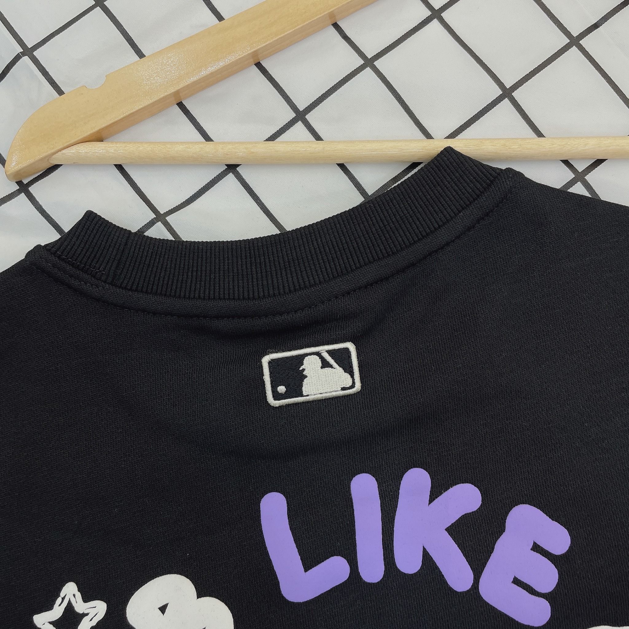  1408 - HÀNG CHÍNH HÃNG - ÁO SWEATER MLB LIKE PLANET OVERFIT SWEATSHIRT BOSTON RED SOX [ ĐEN ] - CODE: 3AMTL0114-50BKS 