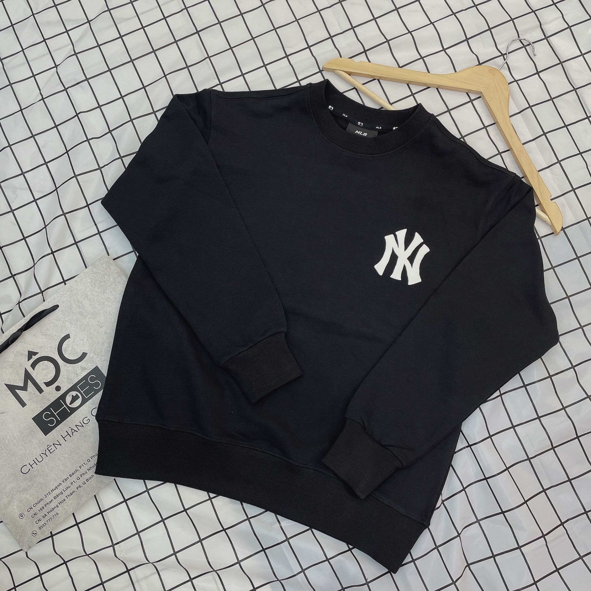 1408 - HÀNG CHÍNH HÃNG - ÁO SWEATER MLB LIKE PLANET OVERFIT SWEATSHIRT BOSTON RED SOX [ ĐEN ] - CODE: 3AMTL0114-50BKS 