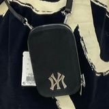  1483 - HÀNG CHÍNH HÃNG - TÚI MLB MINI NECK POUCH NEW YORK YANKEES 