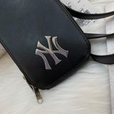  1483 - HÀNG CHÍNH HÃNG - TÚI MLB MINI NECK POUCH NEW YORK YANKEES 