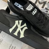  1516 - HÀNG CHÍNH HÃNG - GIÀY MLB SQUEEZE NEW YORK YANKEES - 