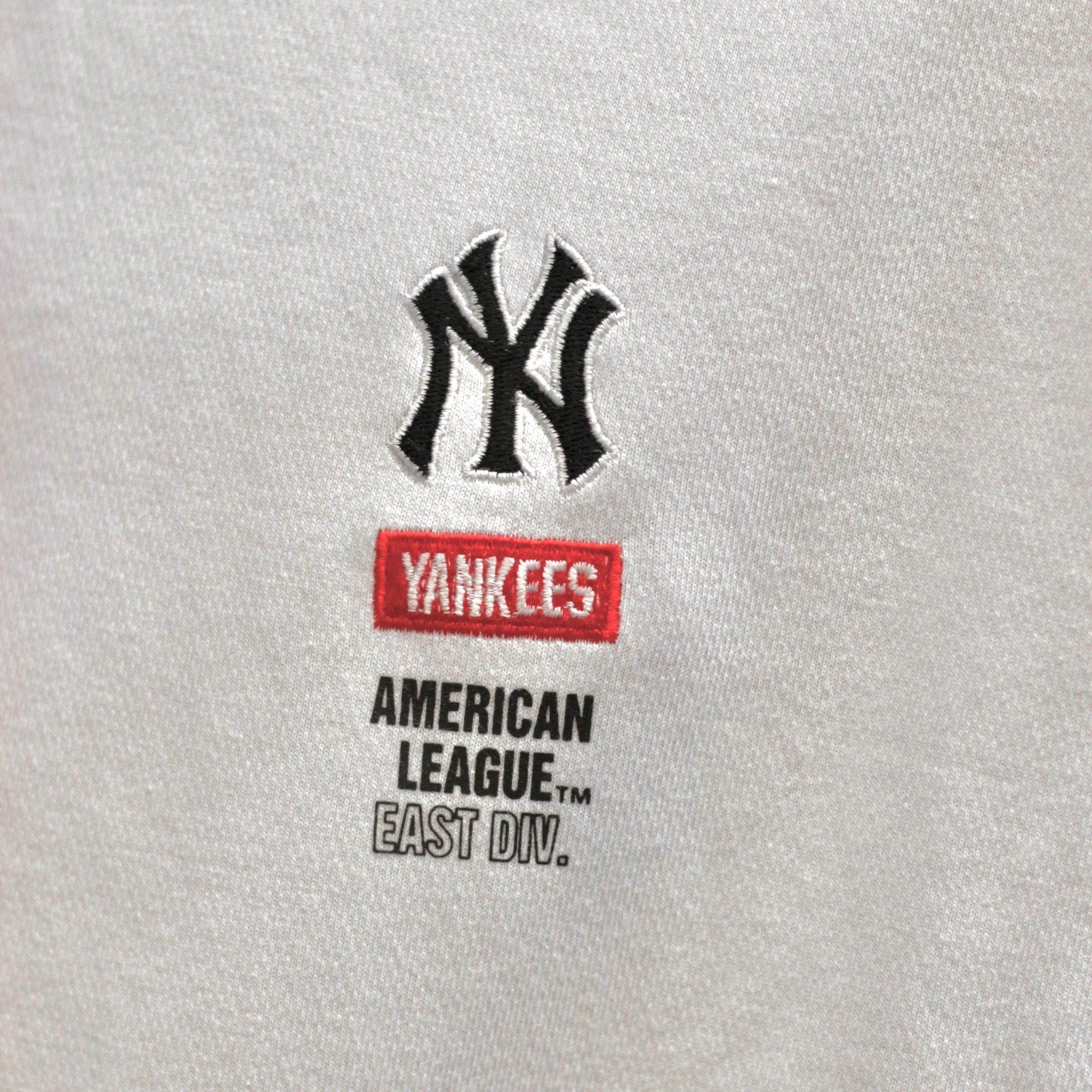  1519 - HÀNG CHÍNH HÃNG - ÁO NEW ERA x MLB NEW YORK YANKEES SHORT SLEEVE - TRẮNG - CODE : 13700023 