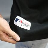  1498 - HÀNG CHÍNH HÃNG - ÁO NEW ERA x MLB NEW YORK YANKEES SHORT SLEEVE - ĐEN - CODE : 13700024 