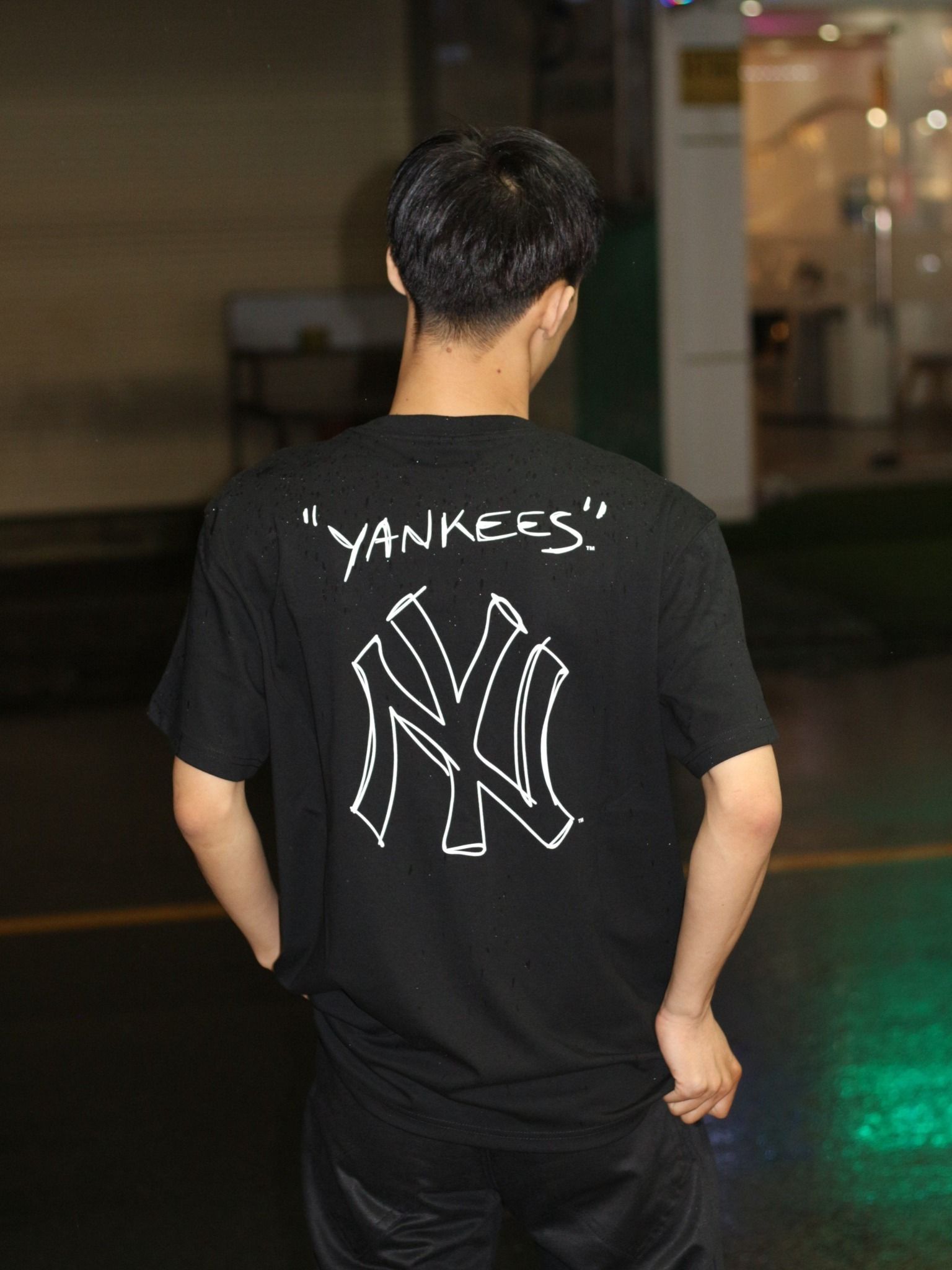  1553 - HÀNG CHÍNH HÃNG - ÁO NEW ERA - NY YANKEES NGUỆCH NGOẠC - ĐEN - CODE : 13774242 