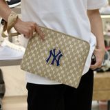  1548 - HÀNG CHÍNH HÃNG - TÚI MLB MONOGRAM DIGITAL DEVICE POUCH M NEW YORK YANKEES - 