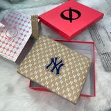  1548 - HÀNG CHÍNH HÃNG - TÚI MLB MONOGRAM DIGITAL DEVICE POUCH M NEW YORK YANKEES - 