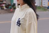  1590 - HÀNG CHÍNH HÃNG - ÁO SWEATER ZIP LOGO LA - KEM - CODE: 13867758 