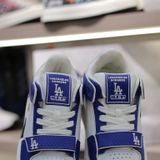  1597 - HÀNG CHÍNH HÃNG - GIÀY MLB CHUNKY LINER MID LA DODGERS - Saffiano Blue - CODE: 3ASXLMF3N-07BLS 