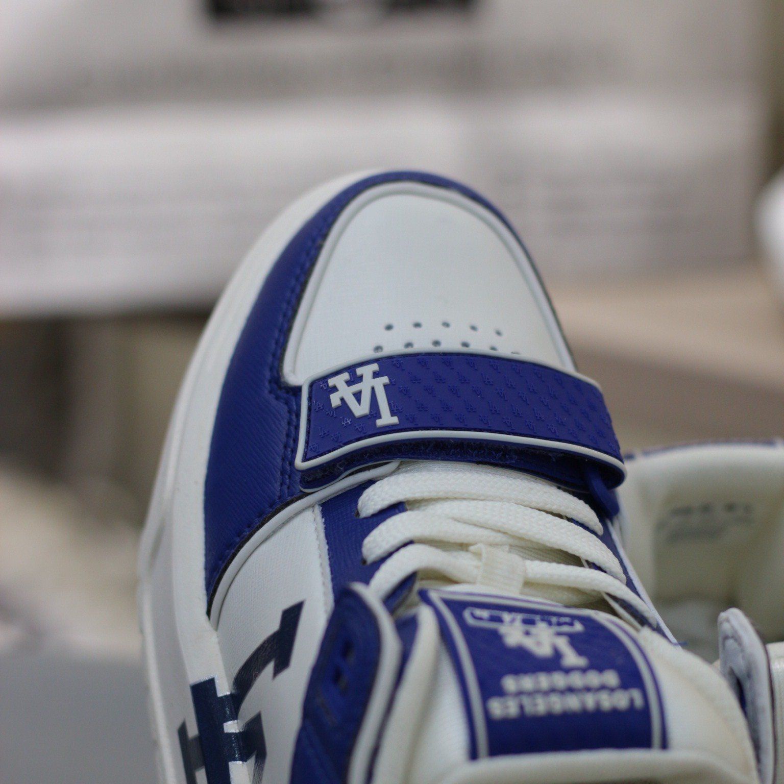  1597 - HÀNG CHÍNH HÃNG - GIÀY MLB CHUNKY LINER MID LA DODGERS - Saffiano Blue - CODE: 3ASXLMF3N-07BLS 