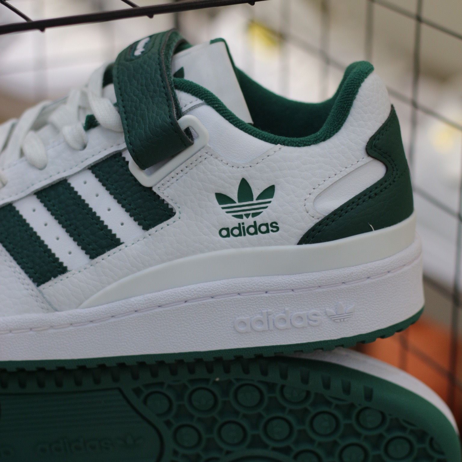  1598 - HÀNG CHÍNH HÃNG - GIÀY ADIDAS - FORUM LOW - COLLEGIATE GREEN - CODE: GY8556 