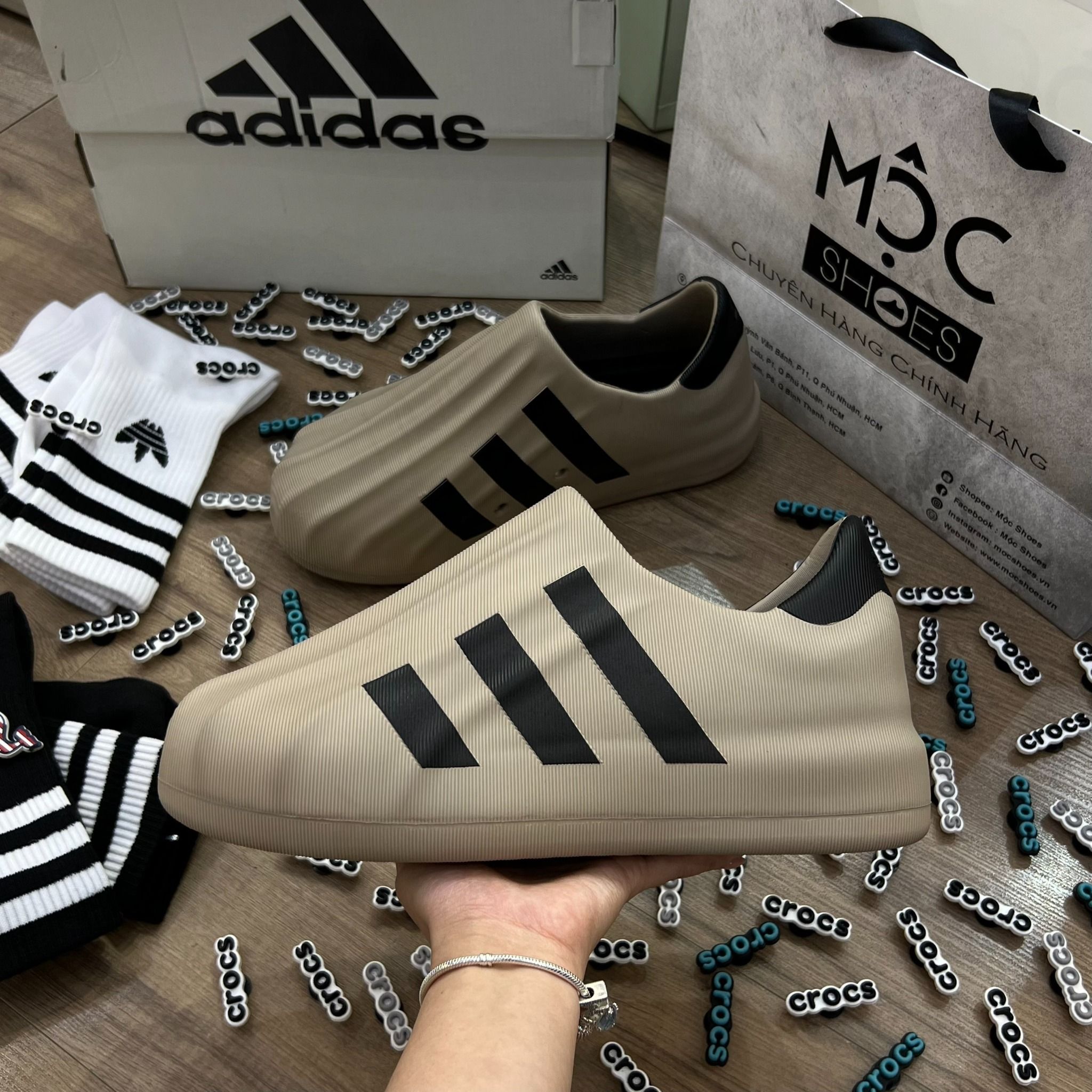  1604 - HÀNG CHÍNH HÃNG - GIÀY ADIDAS ADIFOM SUPERSTAR - NÂU CÀ PHÊ SỌC ĐEN 