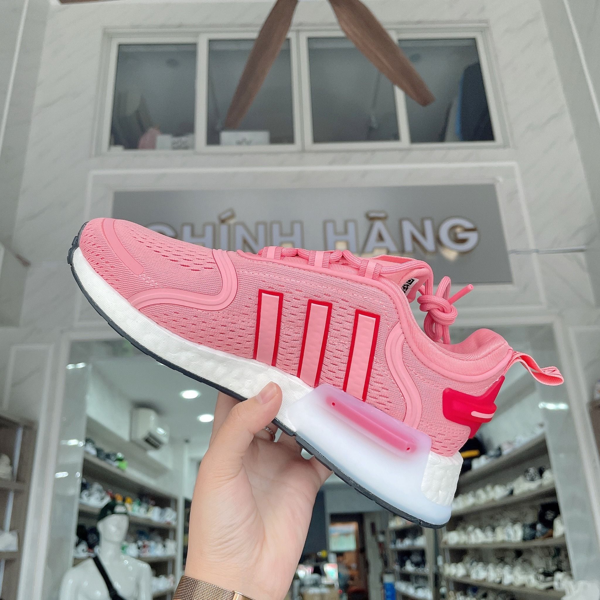  0589 - HÀNG CHÍNH HÃNG - GIÀY THỂ THAO ADIDAS NMD R1 V3 MÀU LATTE PINK - *BEIGE/PINK* - CODE: HQ4275 