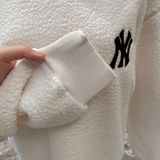  1701 - HÀNG CHÍNH HÃNG - ÁO SWEATER MLB LÔNG LOGO NY - WHITE - CODE: 3AMTEC616 