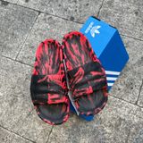  1707 - HÀNG CHÍNH HÃNG - DÉP ADIDAS 22 -  ‘ Loang Đỏ Đô - Black Right Red ’ - CODE: ID7808 