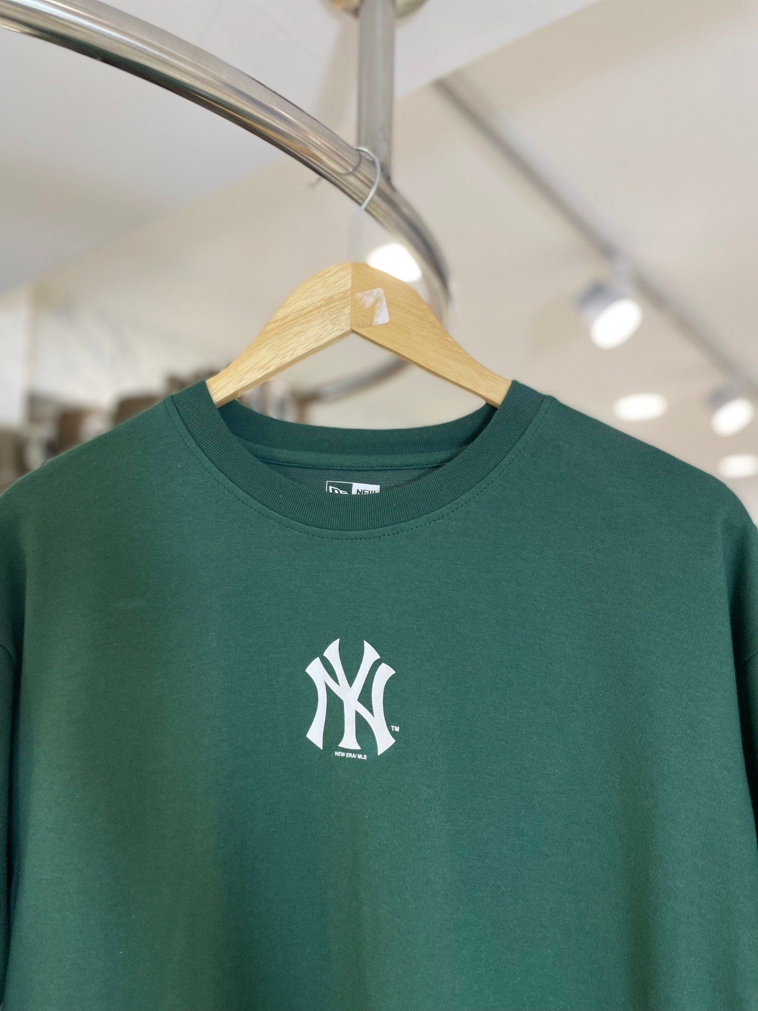  1688 - HÀNG CHÍNH HÃNG - ÁO THUN NEW ERA APPAREL - NY GREEN - CODE: 13516730 