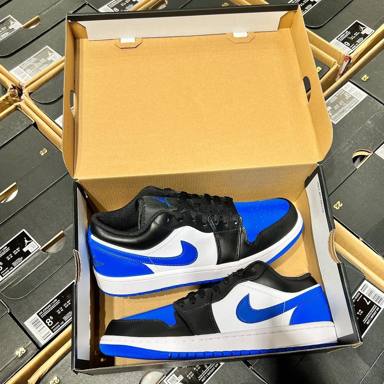  1978 - HÀNG CHÍNH HÃNG - GIÀY NIKE AIR JORDAN 1 LOW 'ALTERNATE ROYAL TOE' - CODE :  5535580-140 