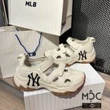  1023 - HÀNG CHÍNH HÃNG - GIÀY SANDAL - MLB Big Ball Chunky Mask New York Yankees- Màu Kem - Code: ASDCH133-50CRS 