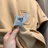  2013 - HÀNG CHÍNH HÃNG - ÁO THUN NEW ERA - B Thêu Hoa Văn - NÂU 