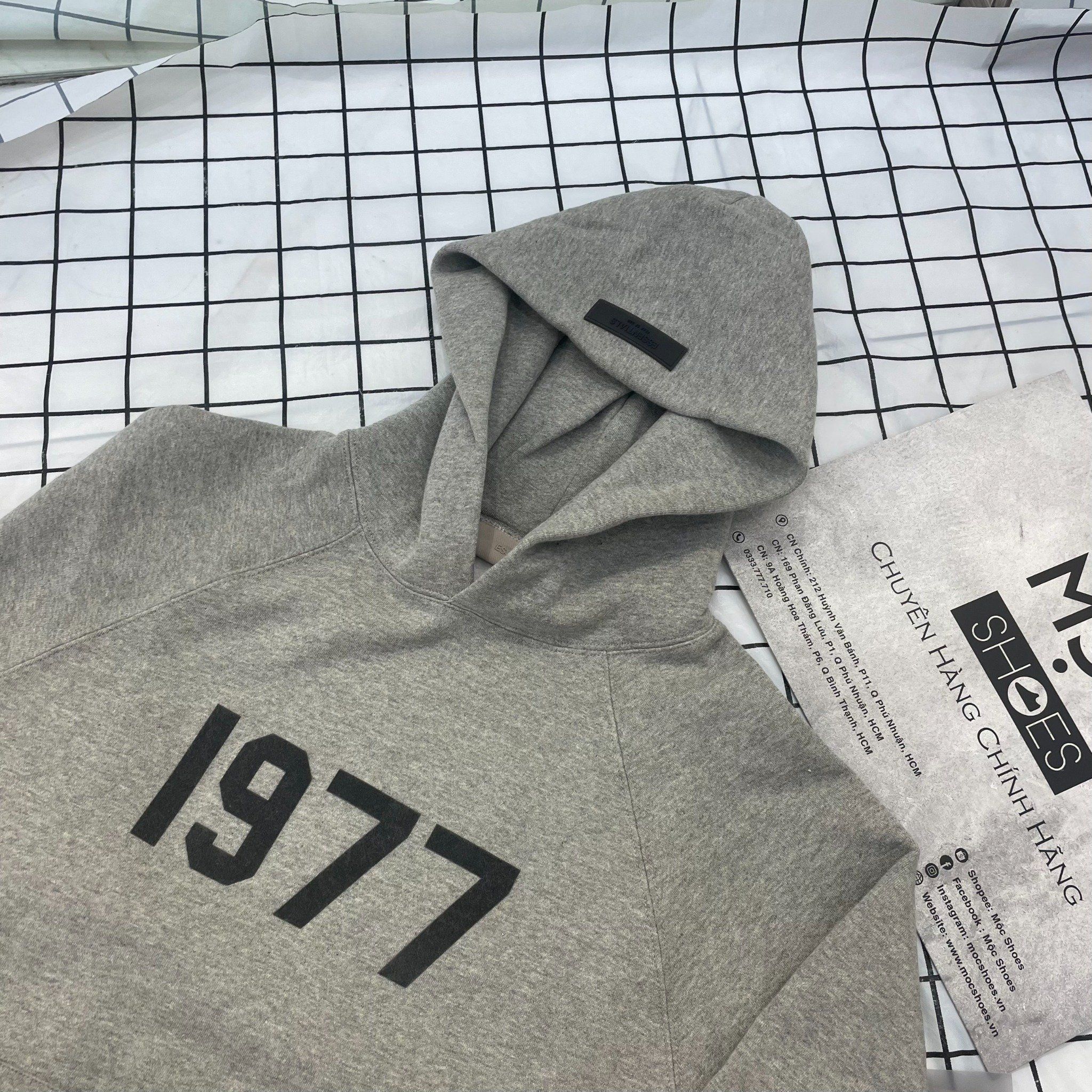  2070 - HÀNG CHÍNH HÃNG - ÁO FEAR OF GOD ESSENTIALS 1977 HOODIE *DARK OATMEAL* 