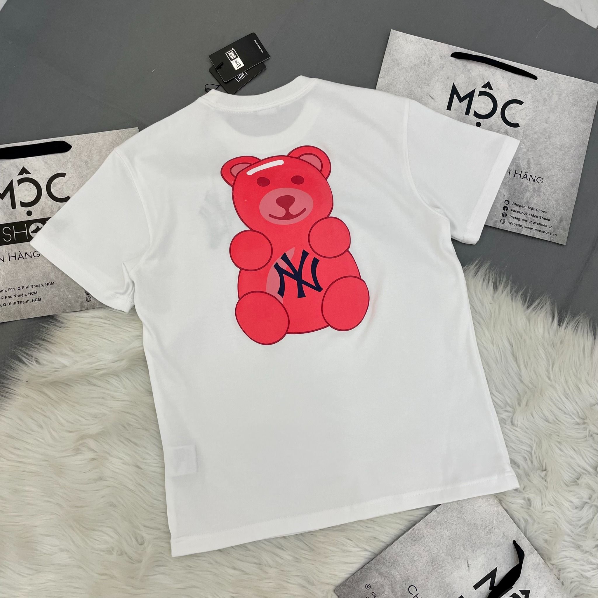  2108 - HÀNG CHÍNH HÃNG - Áo Thun New Era NEW YORK YANKEES BEAR - CON GẤU - TRẮNG - CODE: 14148887 