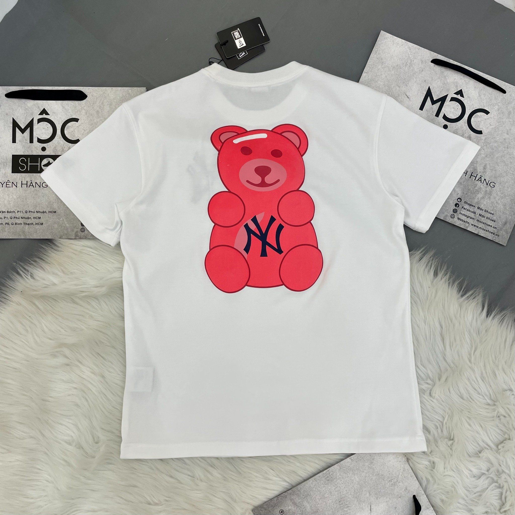  2108 - HÀNG CHÍNH HÃNG - Áo Thun New Era NEW YORK YANKEES BEAR - CON GẤU - TRẮNG - CODE: 14148887 