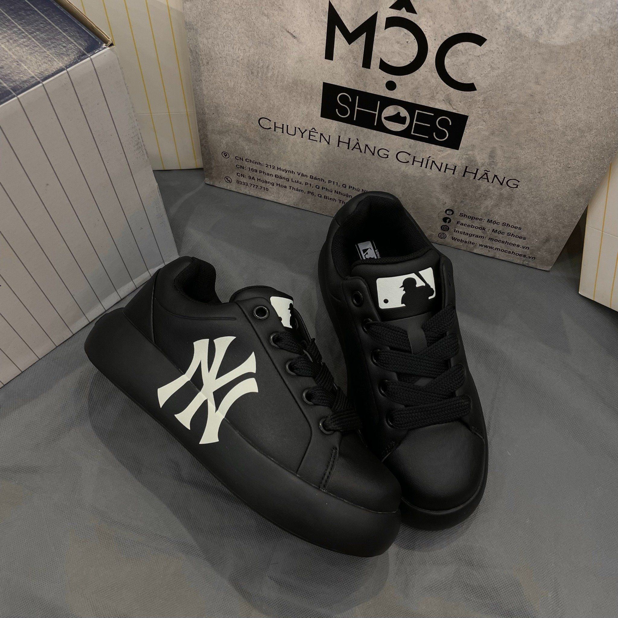  2137 - HÀNG CHÍNH HÃNG - GIÀY MLB CHUNKY CLASSIC BASE NEW YORK YANKEES - CODE: 3ASXCCB4N 